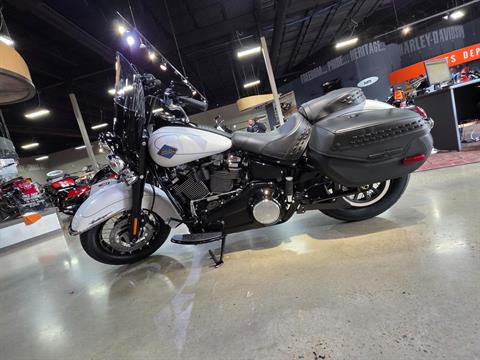 ボール PRO - am DARK HERITAGE New 2025 Harley-Davidson Heritage Classic Motorcycle - Specs