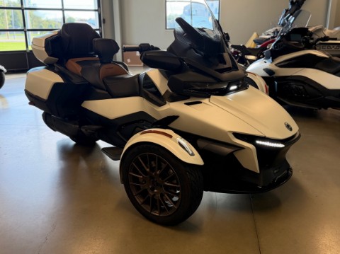 2024 Can-Am Spyder RT Sea-to-Sky