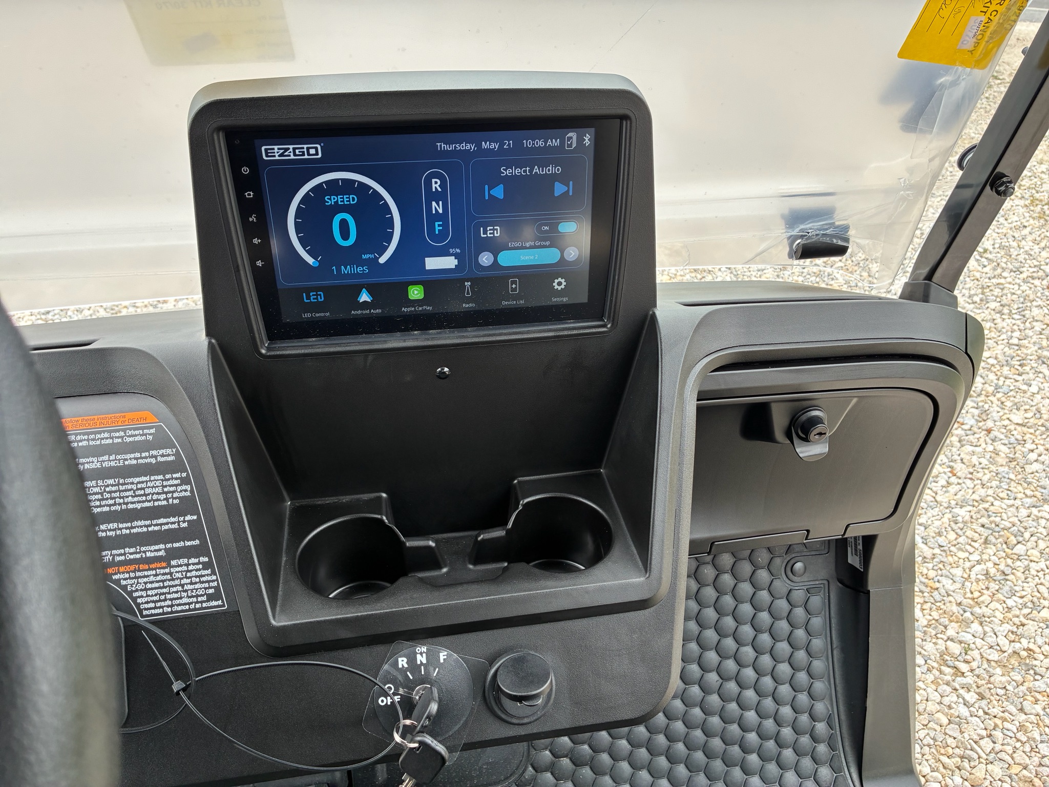 2026 EZGO RXV photo 5