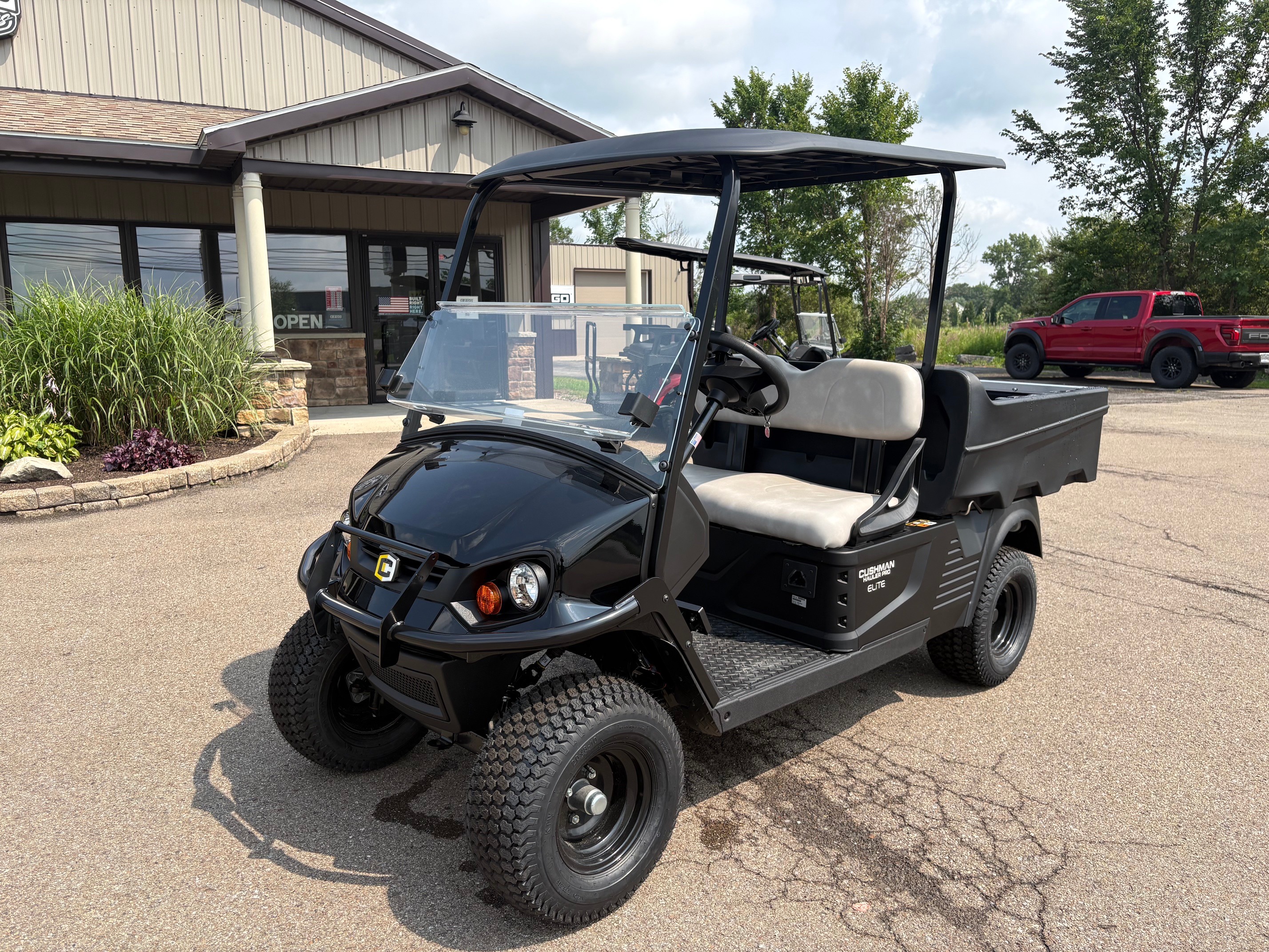 2026  Hauler Pro ELiTE Lithium 1