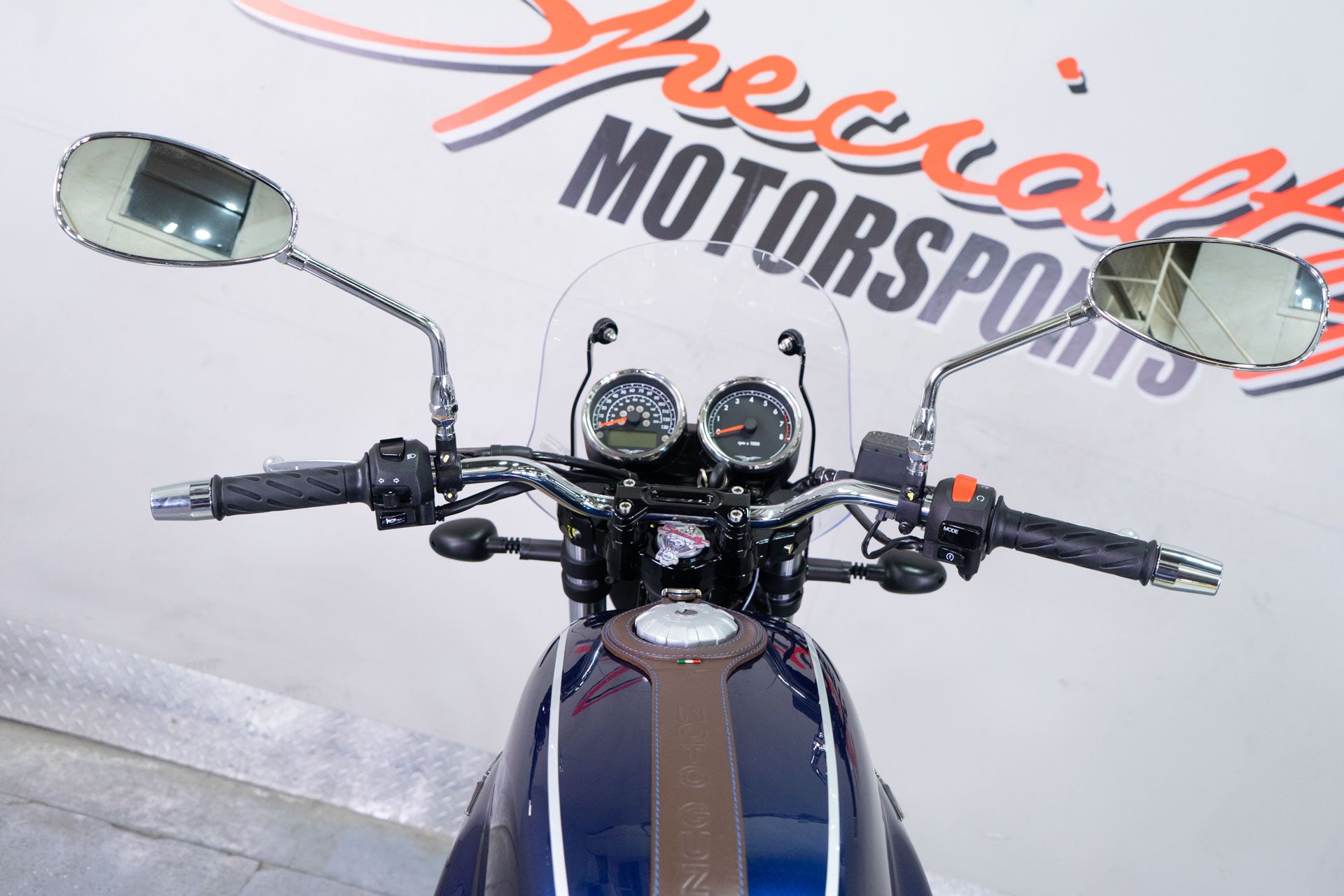 2022 Moto Guzzi V7 Special in Sacramento, California - Photo 15