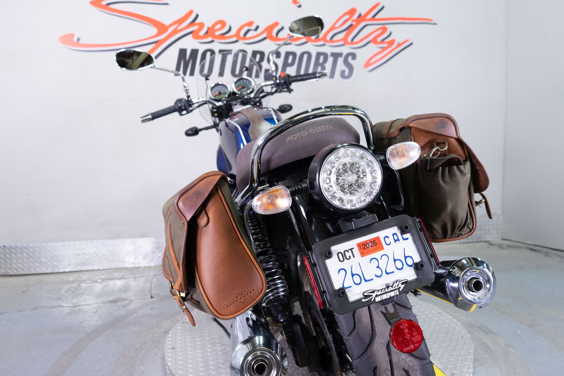 2022 Moto Guzzi V7 Special in Sacramento, California - Photo 16