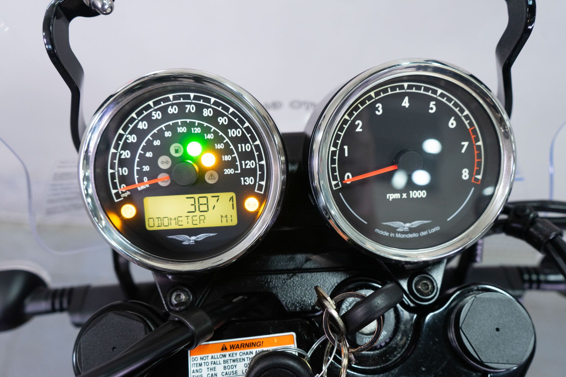 2022 Moto Guzzi V7 Special in Sacramento, California - Photo 20