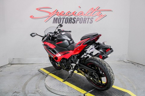 Rear Left Side Angle - Photo 7