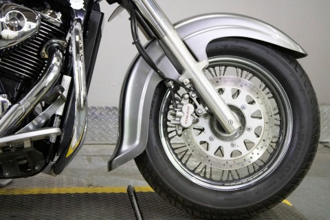 2005 Suzuki Boulevard C50 in Sacramento, California - Photo 3