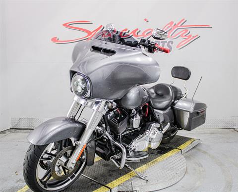 2014 Harley-Davidson Street Glide® in Sacramento, California - Photo 9