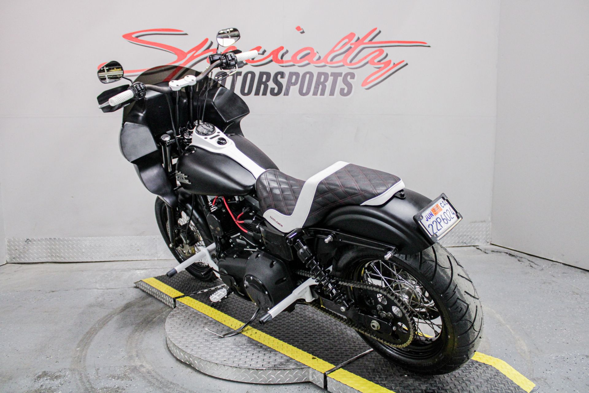 Rear Left Side Angle - Photo 7