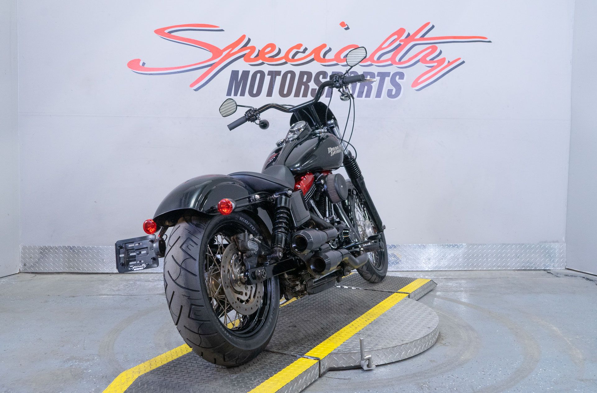 2015 Harley-Davidson Dyna Street Bob in Sacramento, California - Photo 7