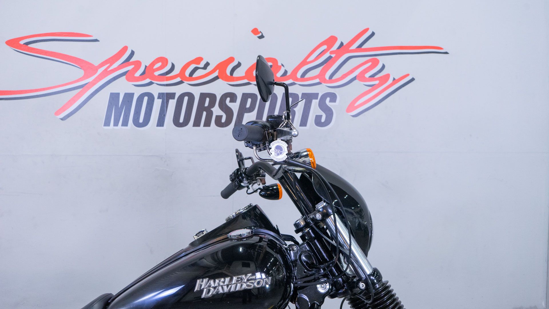 2015 Harley-Davidson Dyna Street Bob in Sacramento, California - Photo 8