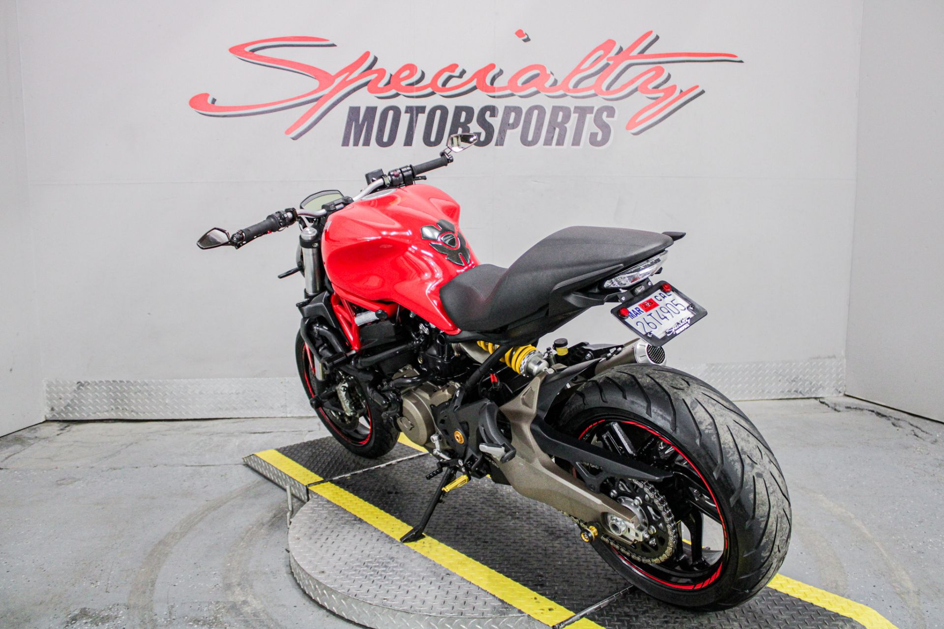 2015 Ducati Monster 821 in Sacramento, California - Photo 7