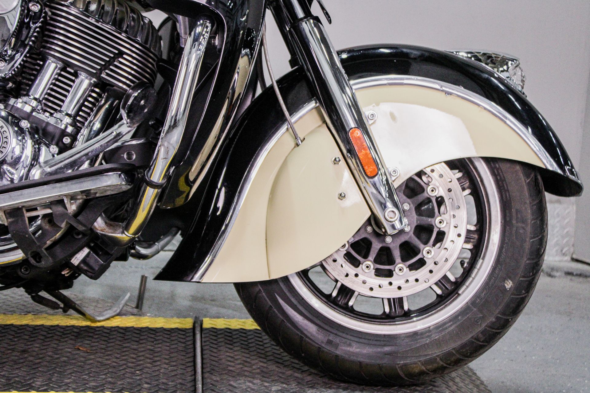 2015 Indian Motorcycle Roadmaster™ in Sacramento, California - Photo 3