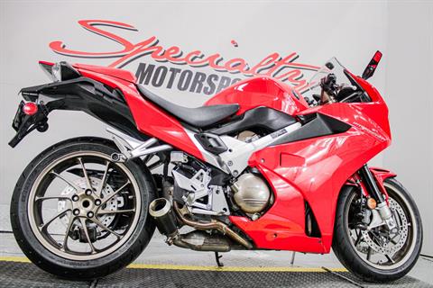 Lower Right Side Angle - Photo 15