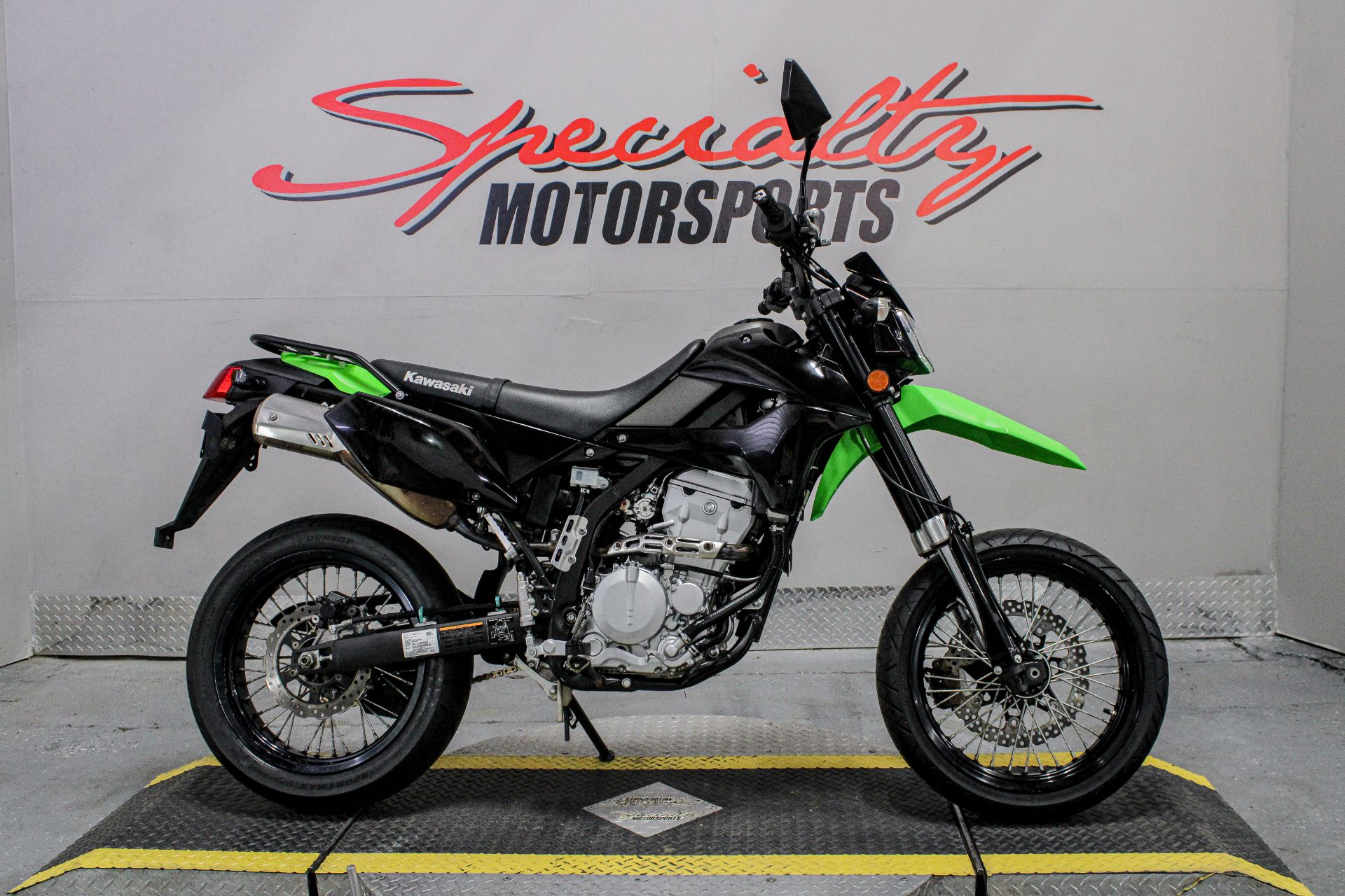 2023 Kawasaki ZX636GPFNN NJA ZX-6R KRT - 636cc Prices and