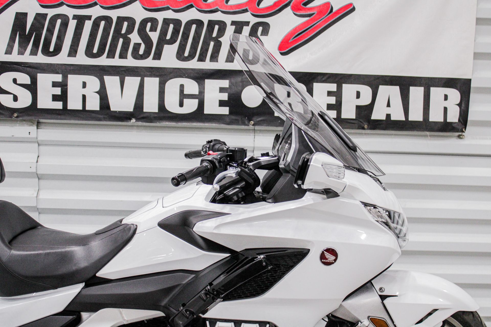 Front View - Photo 12