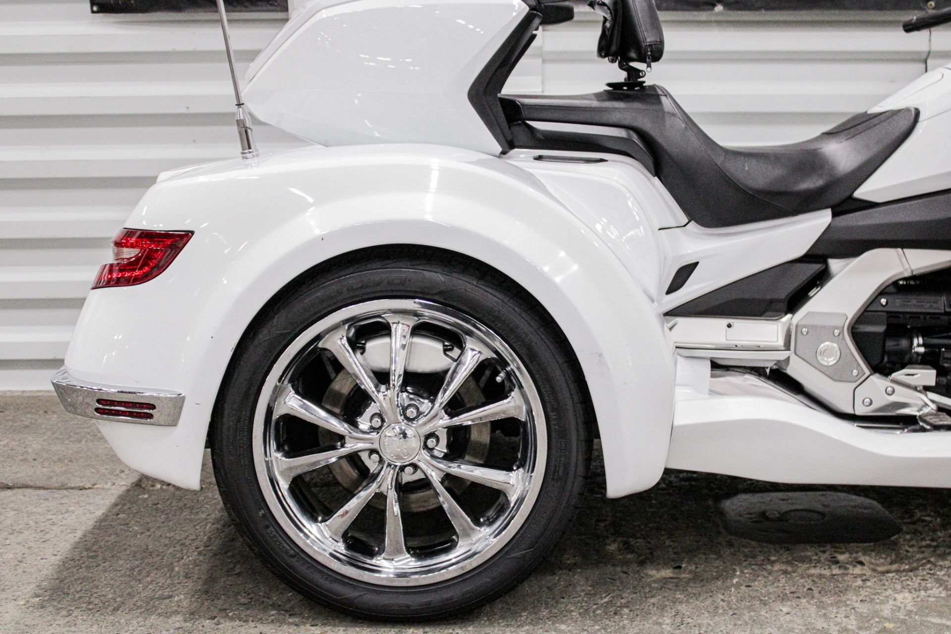 Front Right Zoomed In - Photo 14