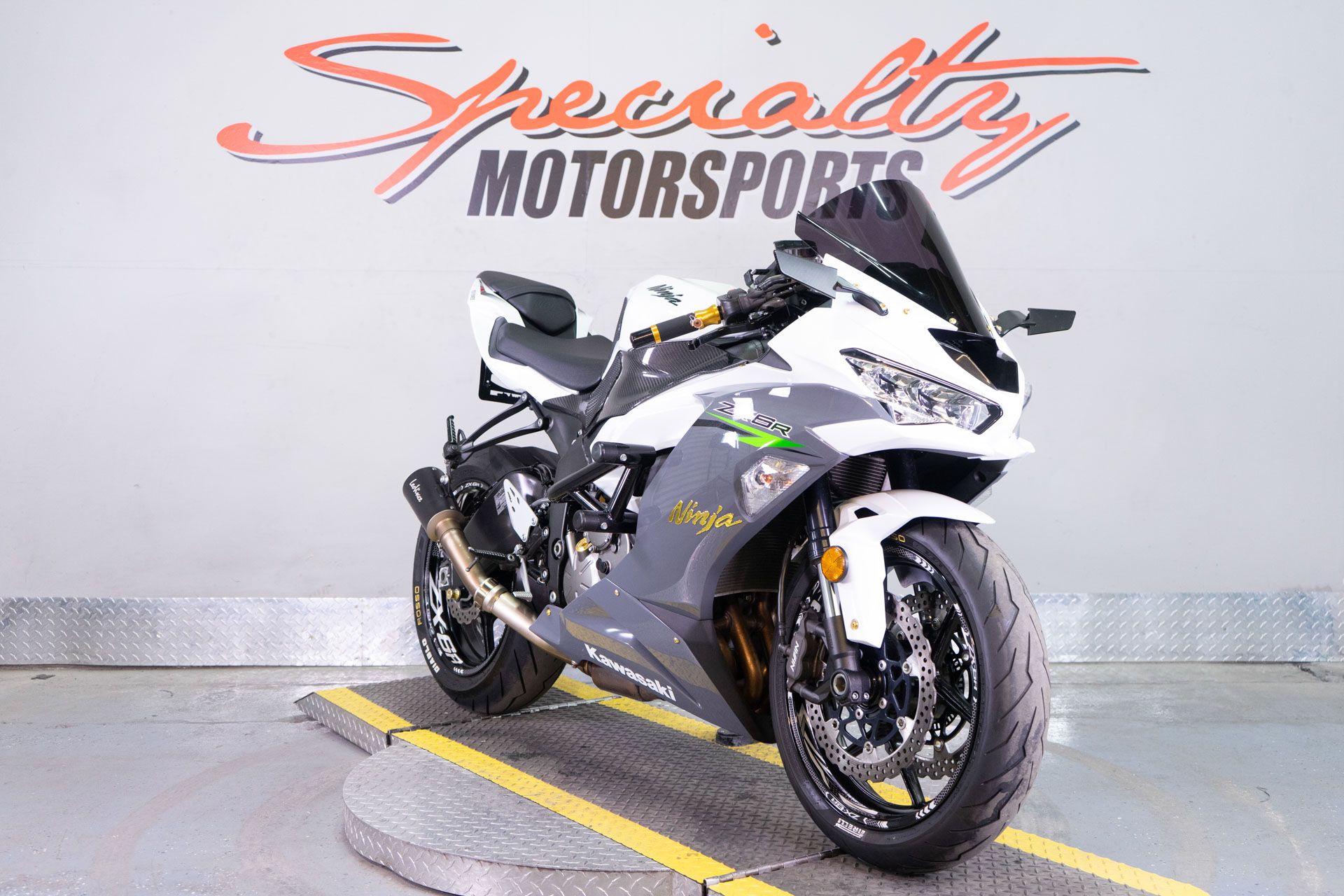 2021 Kawasaki Ninja ZX-6R ABS KRT Edition in Sacramento, California - Photo 2