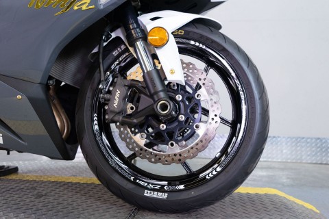 2021 Kawasaki Ninja ZX-6R ABS KRT Edition in Sacramento, California - Photo 7