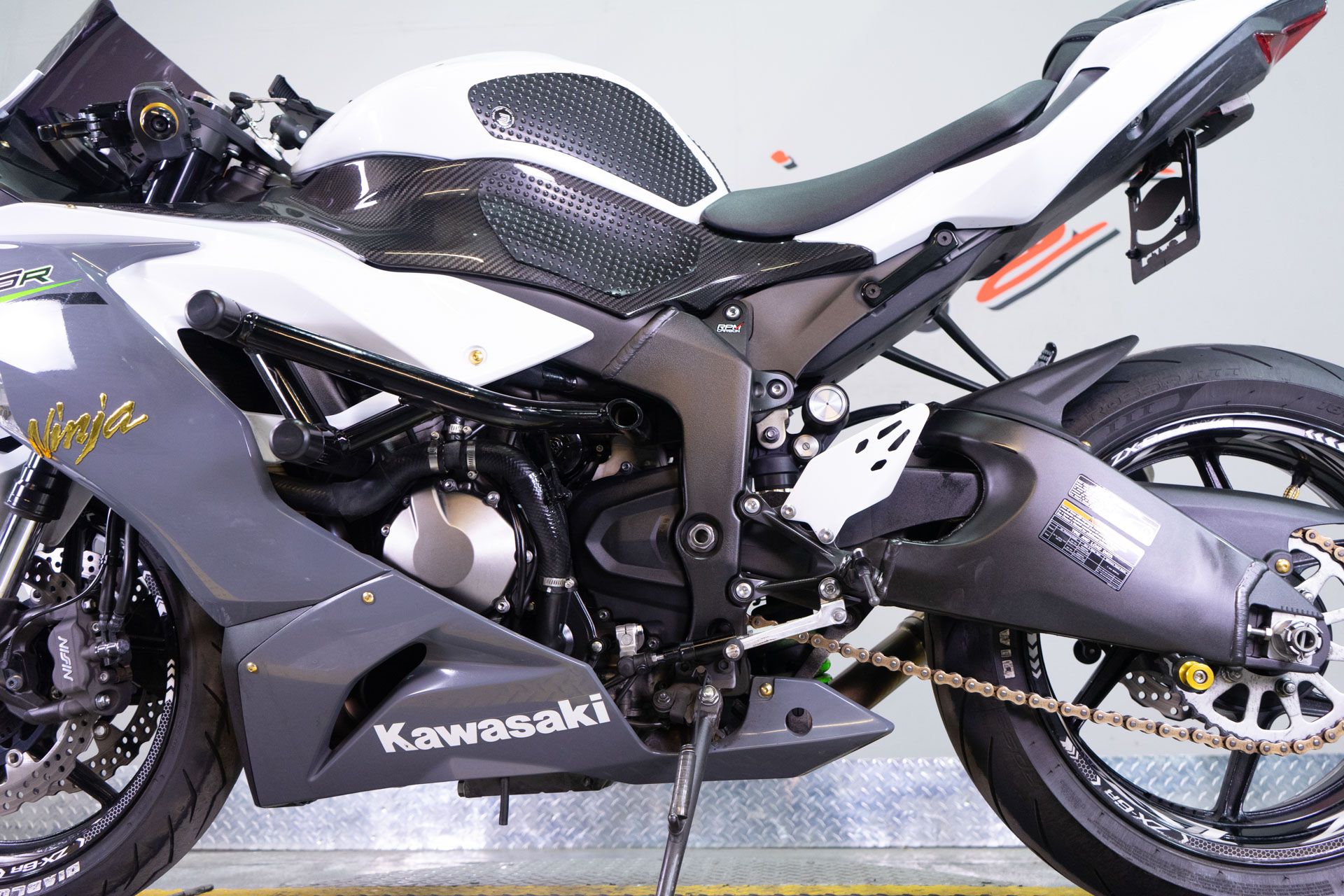 2021 Kawasaki Ninja ZX-6R ABS KRT Edition in Sacramento, California - Photo 14