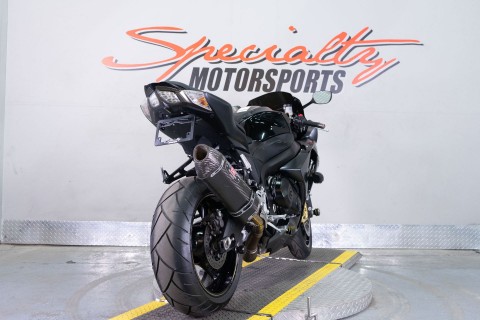 2013 Suzuki GSX-R1000™ in Sacramento, California - Photo 6