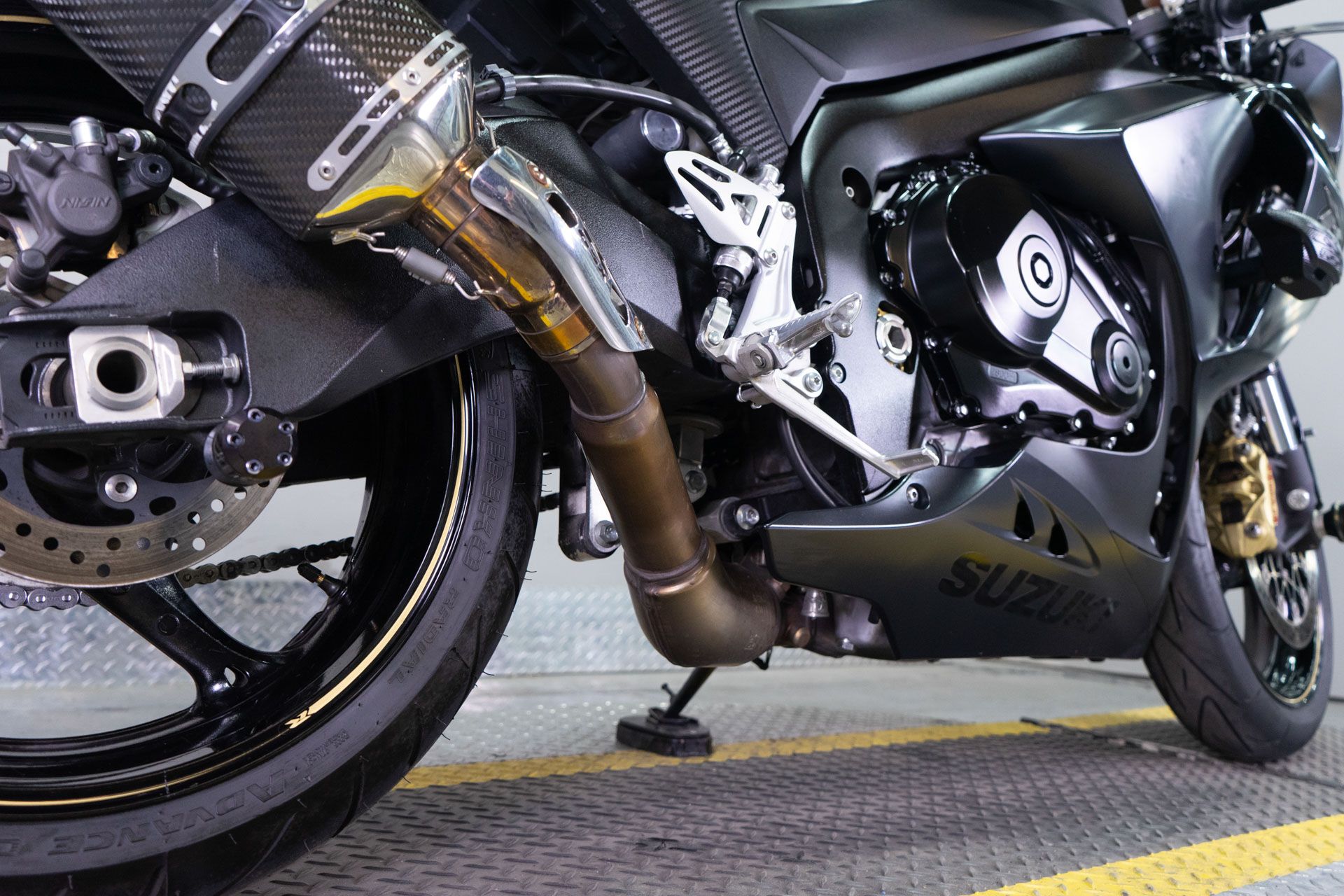 2013 Suzuki GSX-R1000™ in Sacramento, California - Photo 10