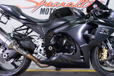 2013 Suzuki GSX-R1000™ in Sacramento, California - Photo 11