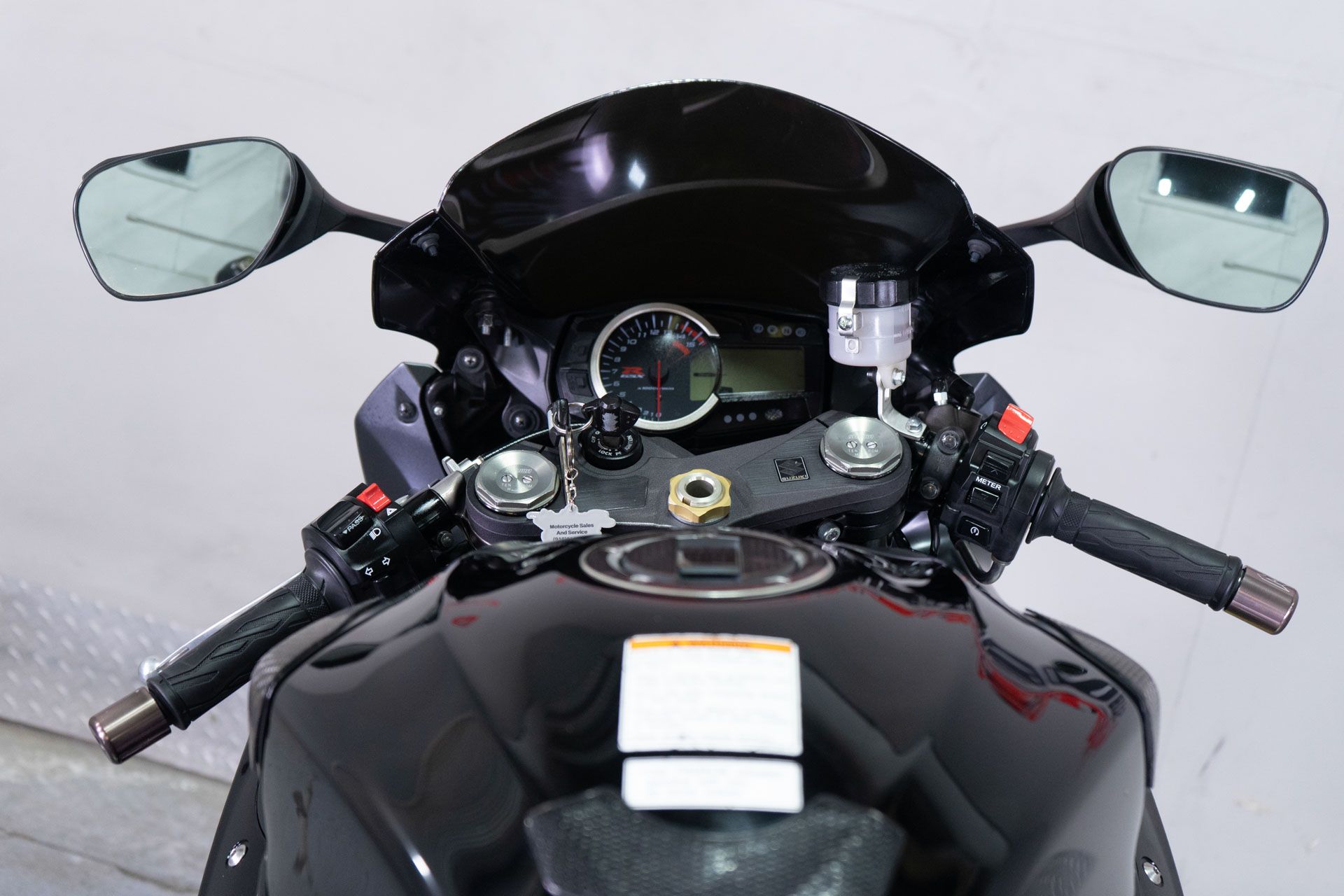 2013 Suzuki GSX-R1000™ in Sacramento, California - Photo 19