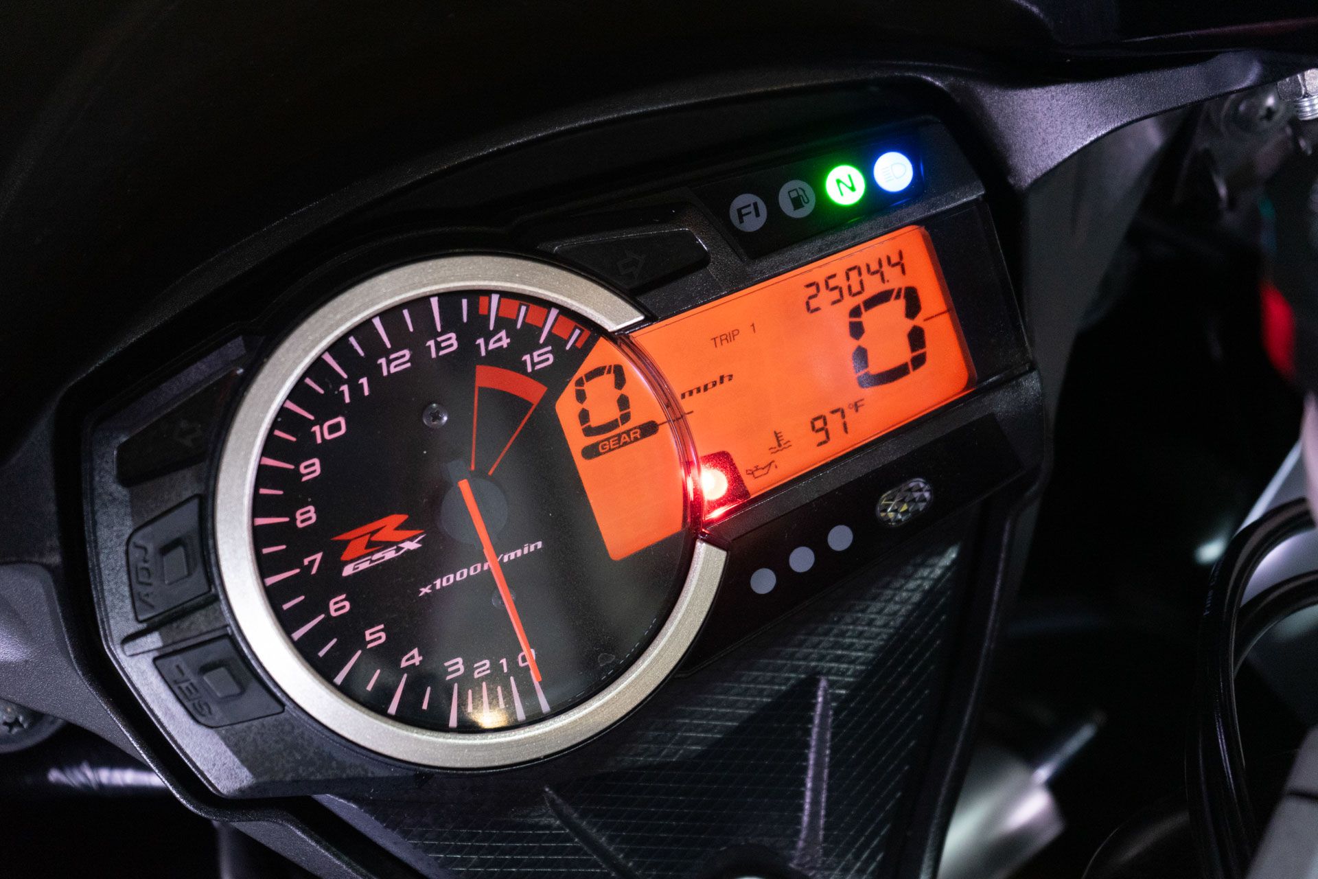 2013 Suzuki GSX-R1000™ in Sacramento, California - Photo 22