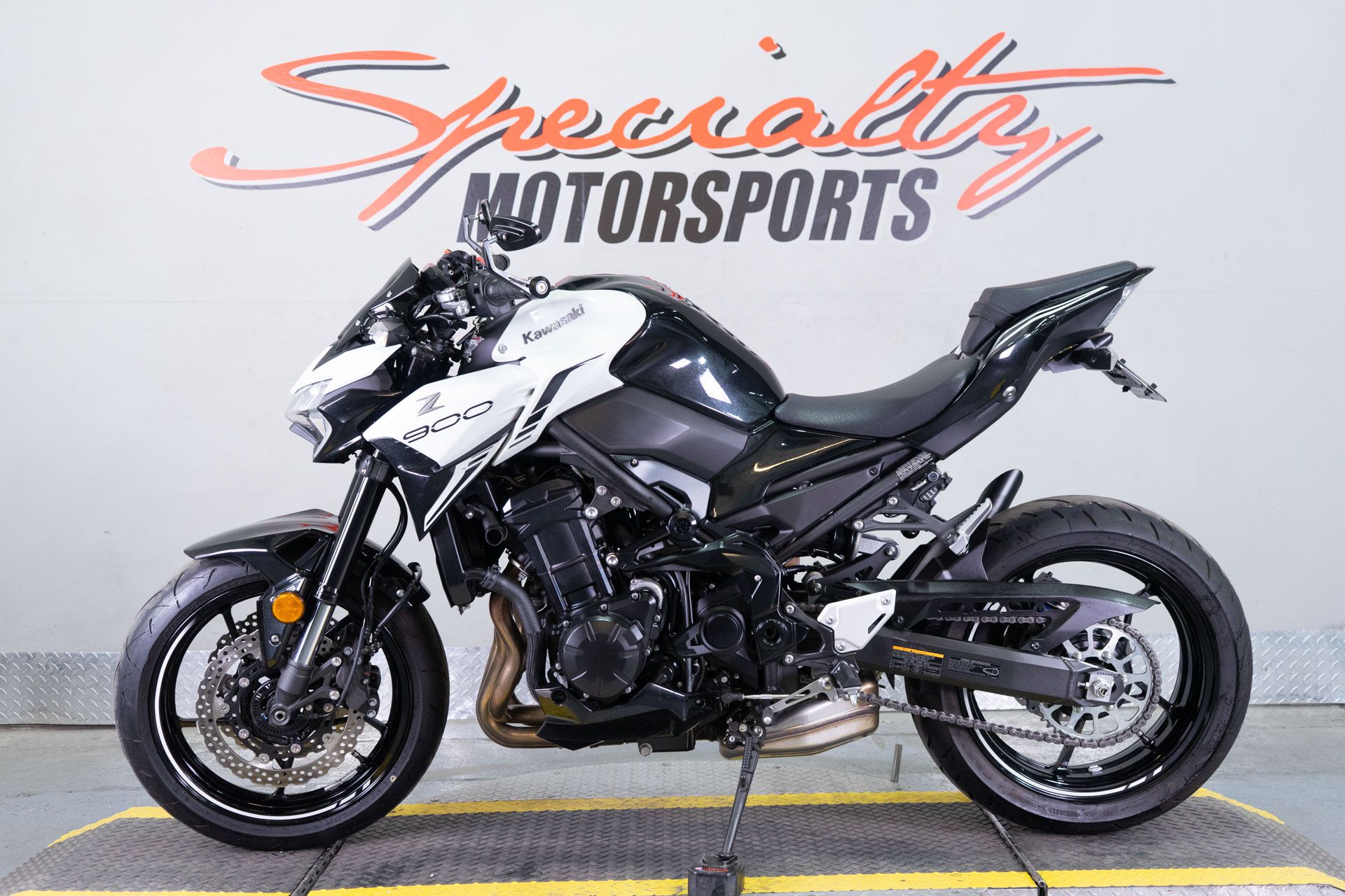 2022 Kawasaki Z900 ABS in Sacramento, California - Photo 4