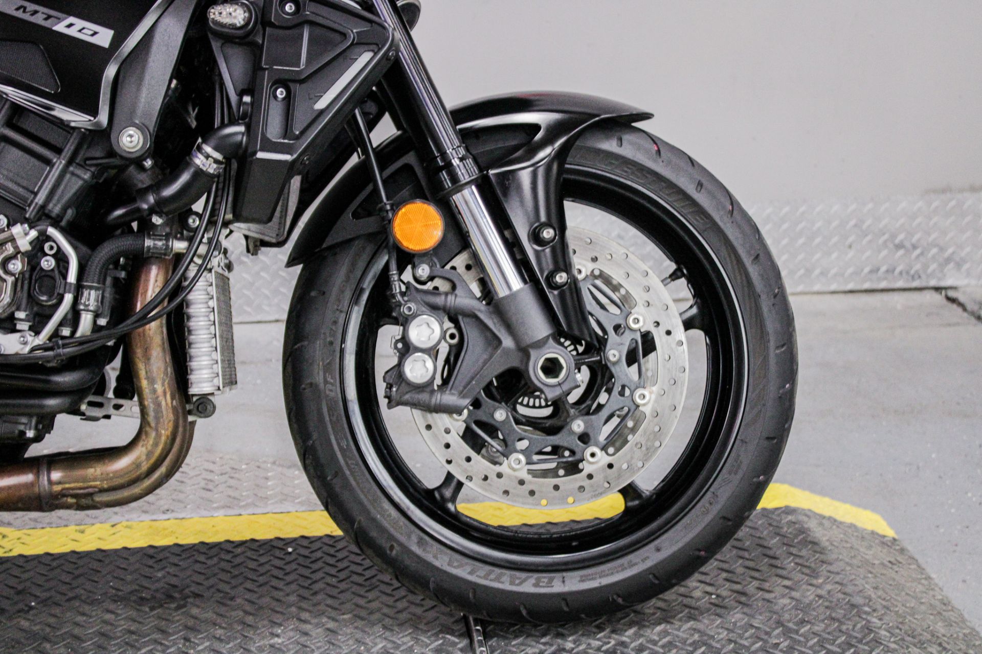 2021 Yamaha MT-10 in Sacramento, California - Photo 3