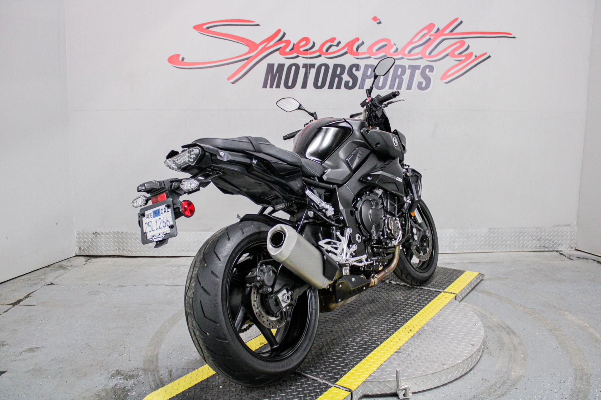 2021 Yamaha MT-10 in Sacramento, California - Photo 5