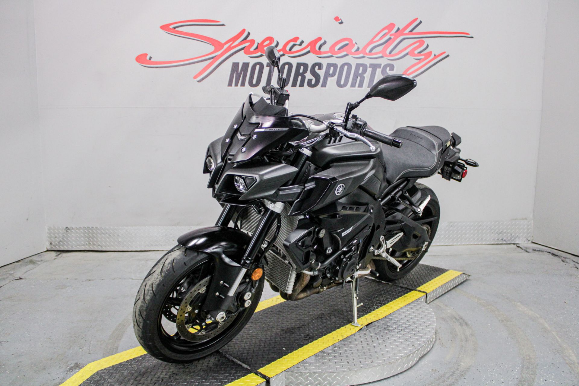 2021 Yamaha MT-10 in Sacramento, California - Photo 10