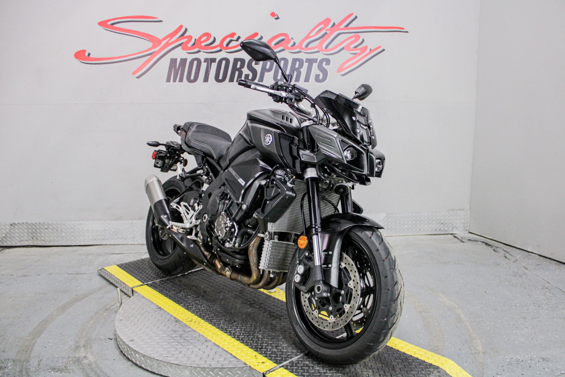 2021 Yamaha MT-10 in Sacramento, California - Photo 13