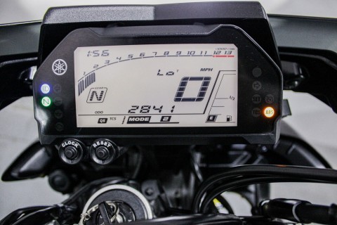 2021 Yamaha MT-10 in Sacramento, California - Photo 17