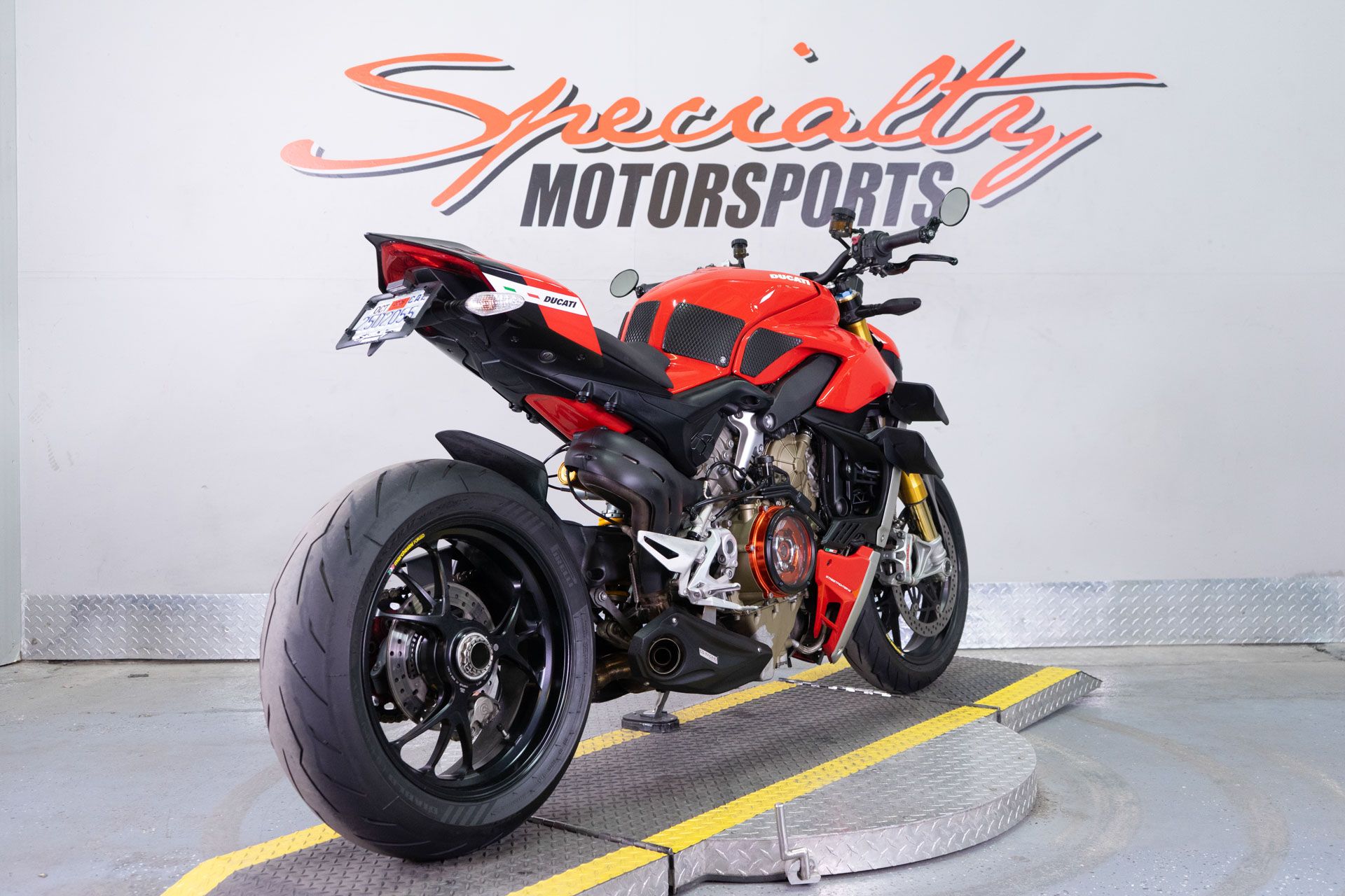 2021 Ducati Streetfighter V4 S in Sacramento, California - Photo 6
