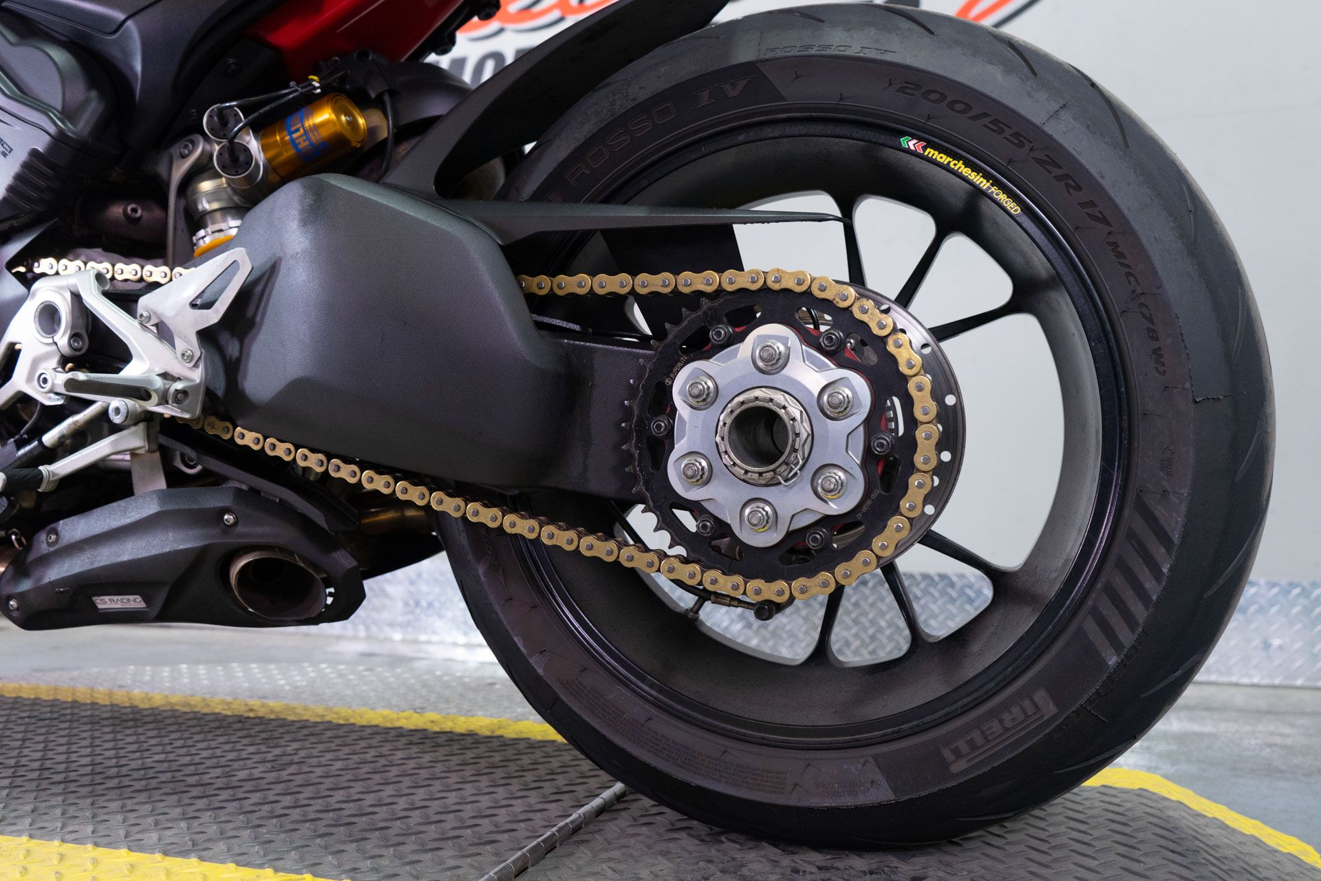 2021 Ducati Streetfighter V4 S in Sacramento, California - Photo 10