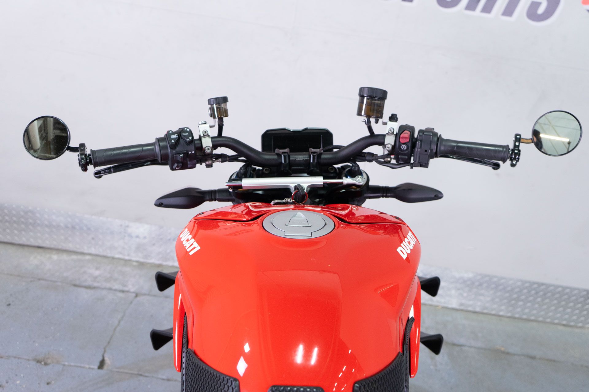 2021 Ducati Streetfighter V4 S in Sacramento, California - Photo 15