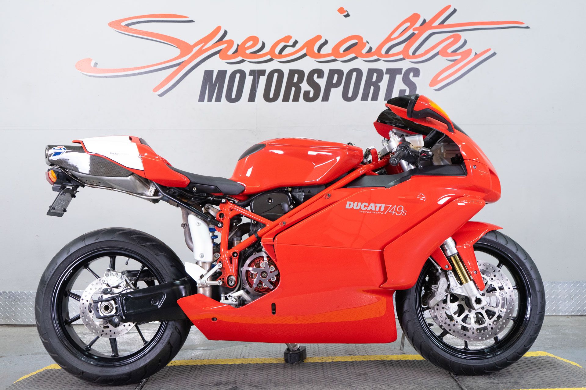 2005 Ducati 749S in Sacramento, California - Photo 1