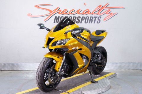 2016 Kawasaki Ninja ZX-10R in Sacramento, California - Photo 3