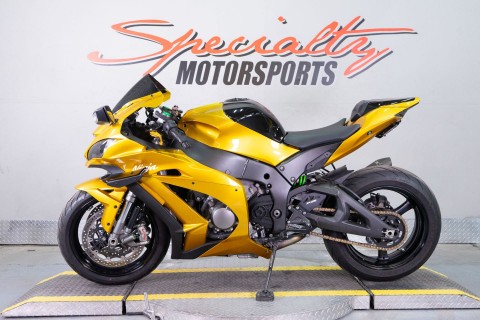 2016 Kawasaki Ninja ZX-10R in Sacramento, California - Photo 4