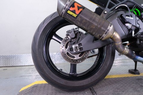 2016 Kawasaki Ninja ZX-10R in Sacramento, California - Photo 8