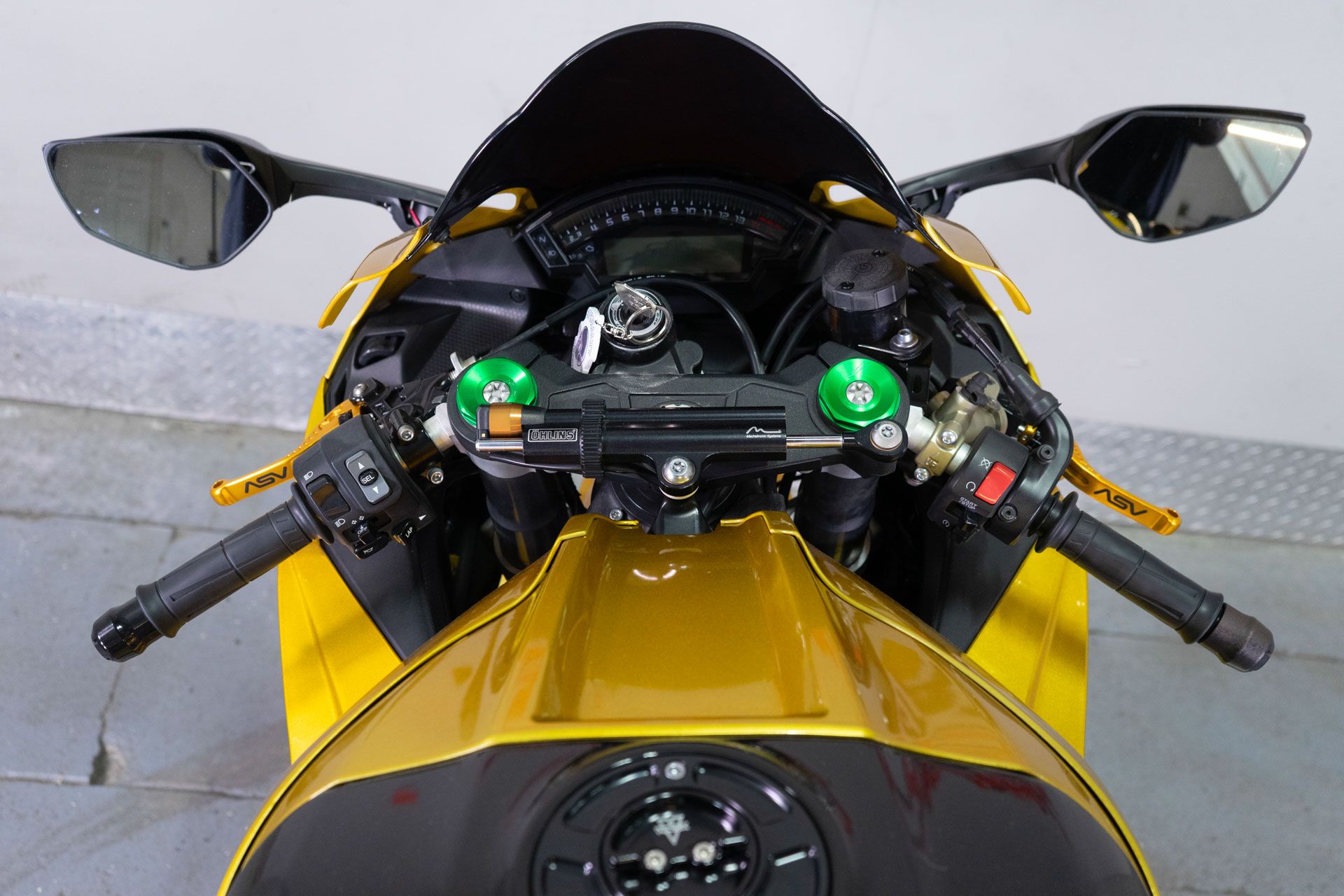 2016 Kawasaki Ninja ZX-10R in Sacramento, California - Photo 15