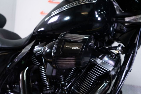 2018 Harley-Davidson Street Glide® Special in Sacramento, California - Photo 10