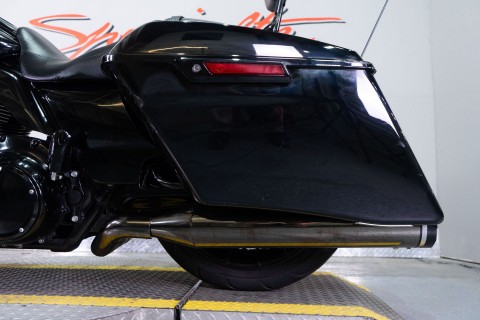 2018 Harley-Davidson Street Glide® Special in Sacramento, California - Photo 11