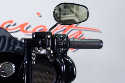 2018 Harley-Davidson Street Glide® Special in Sacramento, California - Photo 15