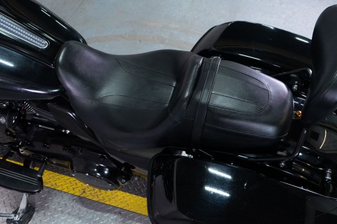 2018 Harley-Davidson Street Glide® Special in Sacramento, California - Photo 17