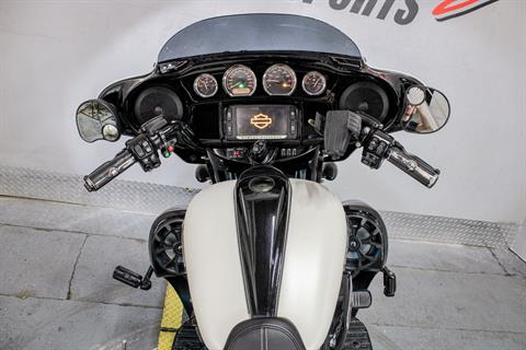 2018 Harley-Davidson Street Glide® Special in Sacramento, California - Photo 16