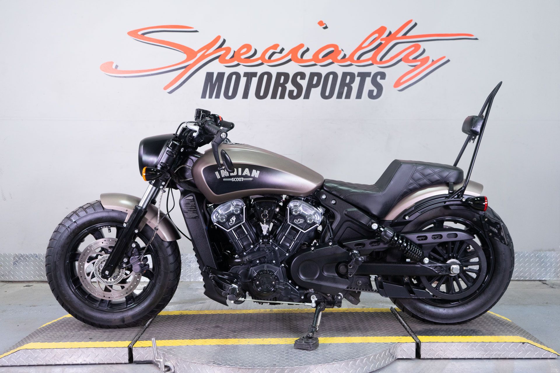 2019 Indian Motorcycle Scout® Bobber ABS in Sacramento, California - Photo 4