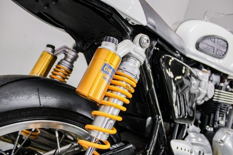 2018 Triumph Thruxton 1200 R in Sacramento, California - Photo 16