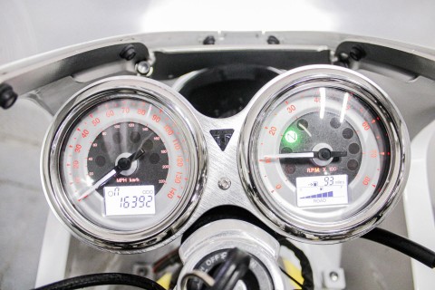 2018 Triumph Thruxton 1200 R in Sacramento, California - Photo 18