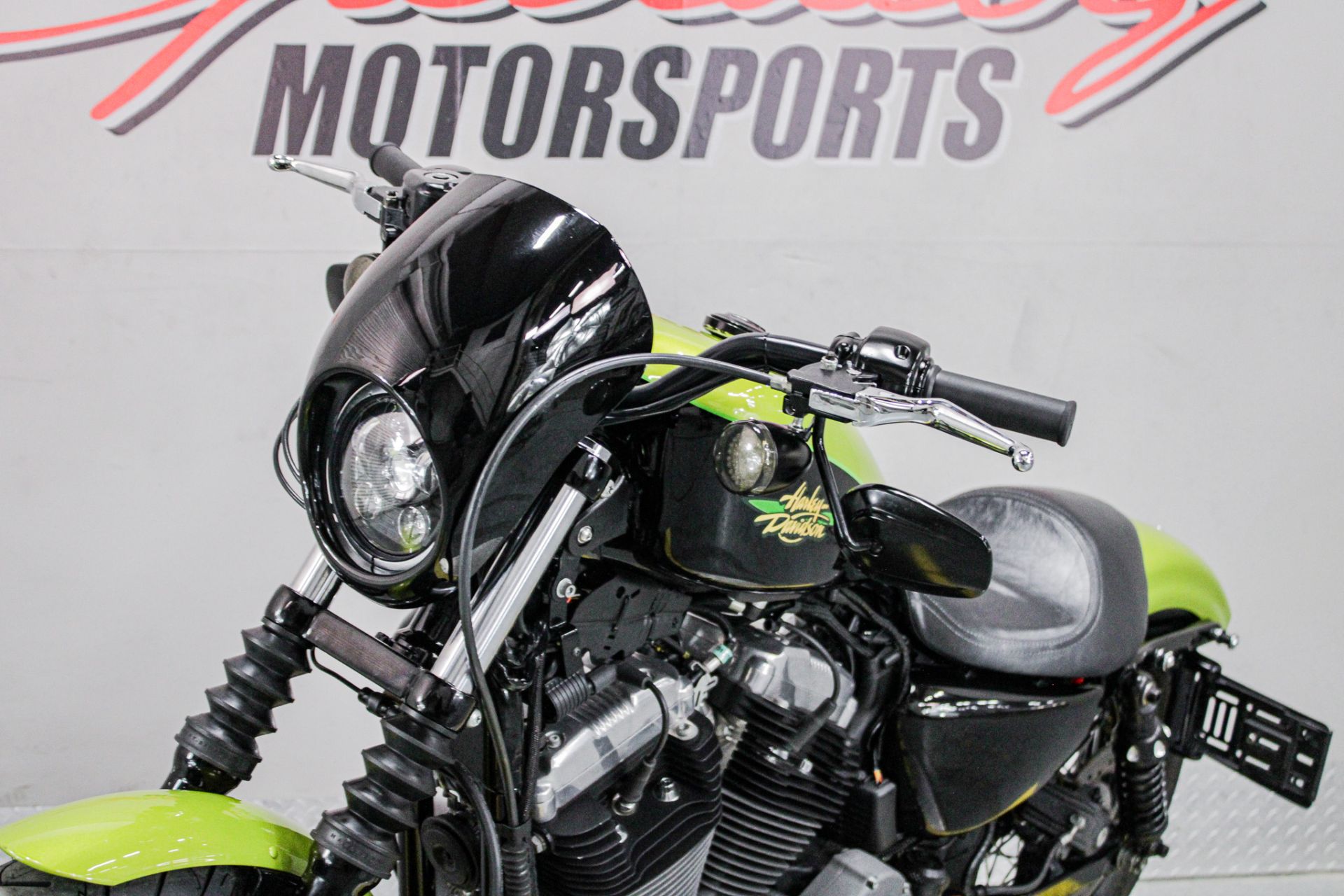 Front Left Zoomed In - Photo 11